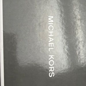 Brand New Never Used Michael Kors Scarf & Hat